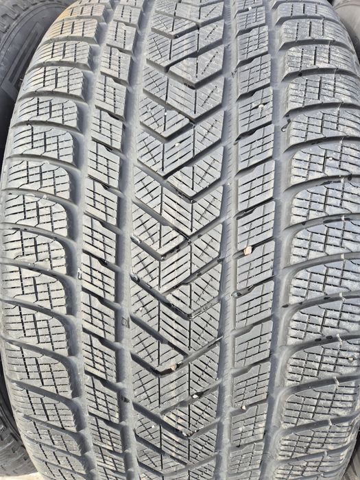 Зимни Гуми Спорт Пакет 275 45 21/315 40 21 Pireli  Scorpion