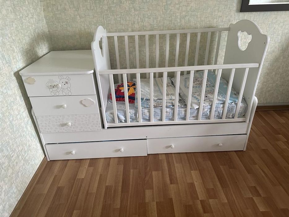 Мебель детская,манеж