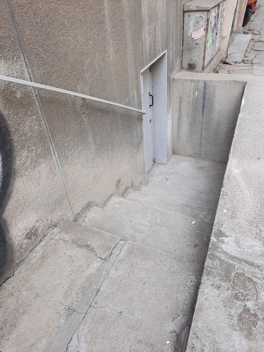 Дава се под наем Склад в София, Стрелбище - 12 кв.м за 112.2 € - Снимка #1