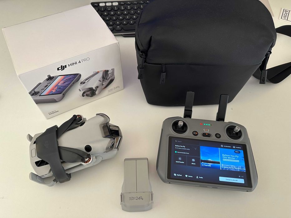 DJI Mini 4 Pro + RC 2 Remote + Battery + Bag