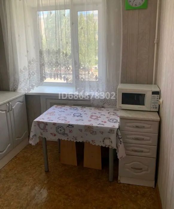 Продаётся 2 ком кв Назарбаева 64