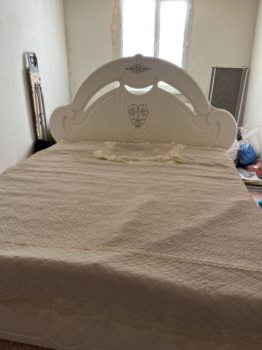 Продам 2х спальный кровать