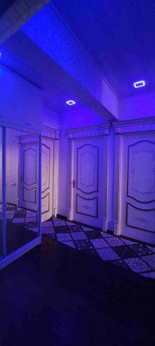 третида 3 хона сотилади