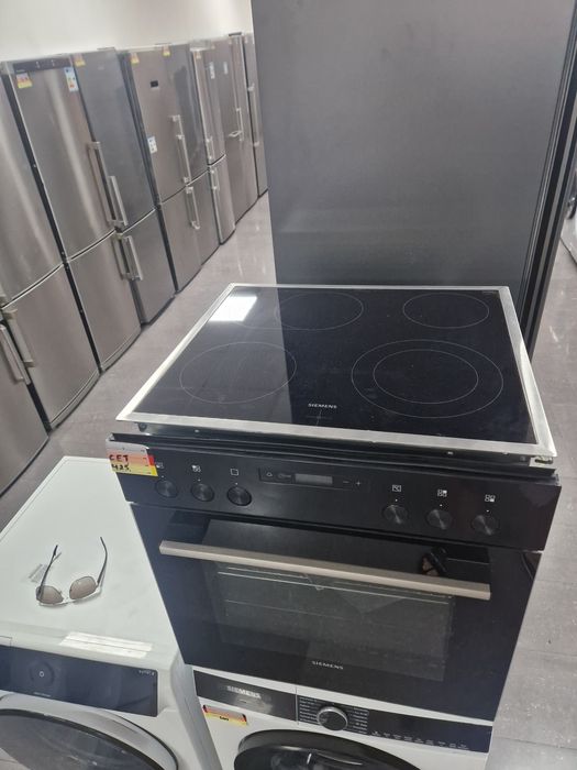 Фурна с котнони Siemens A+ Black