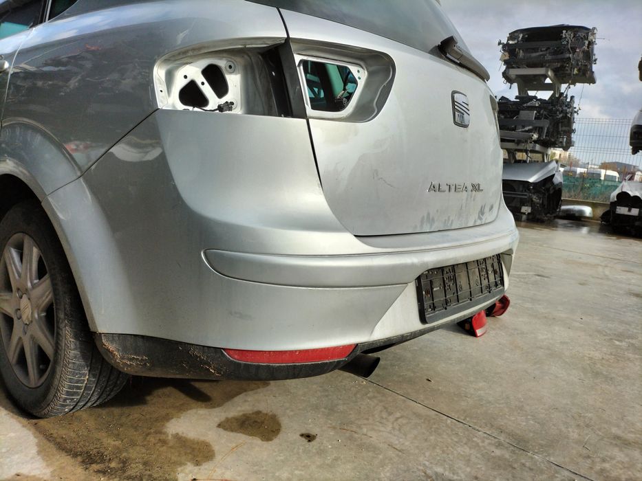 Задна броня Seat Altea XL / Сеат Алтеа Хл 2007г.