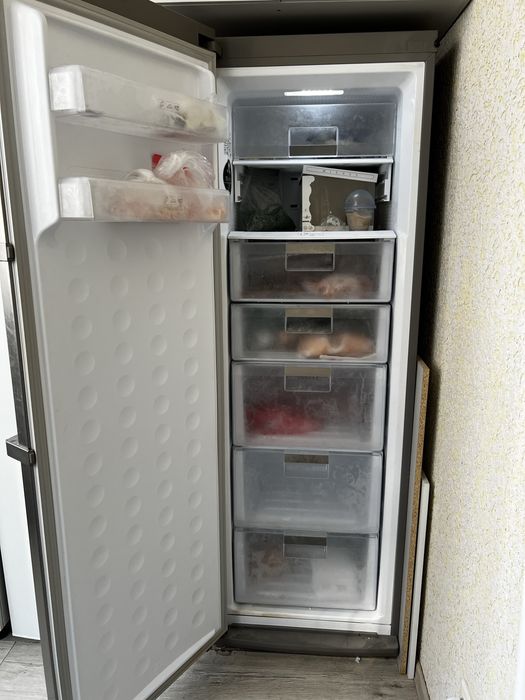 Морозильник Samsung