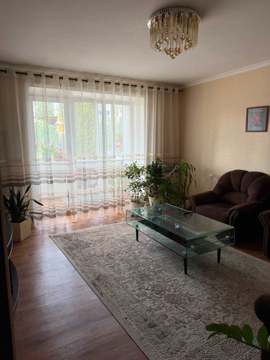Продаётся 4-х ком квартира в 19 мкрн, ул. П. Корчагина 143! 36 мил!