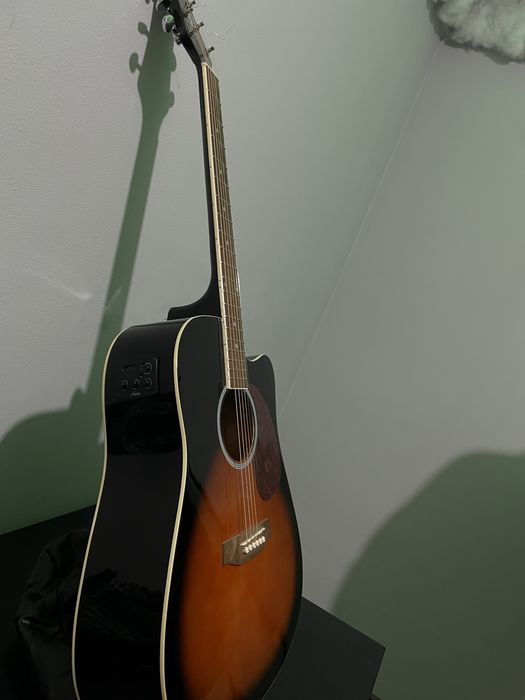 Акустическая гитара Аштон оригинал обмен