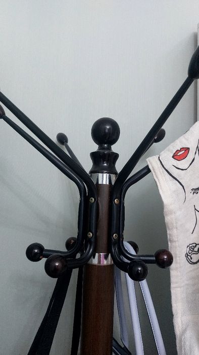 Вешалка напольная