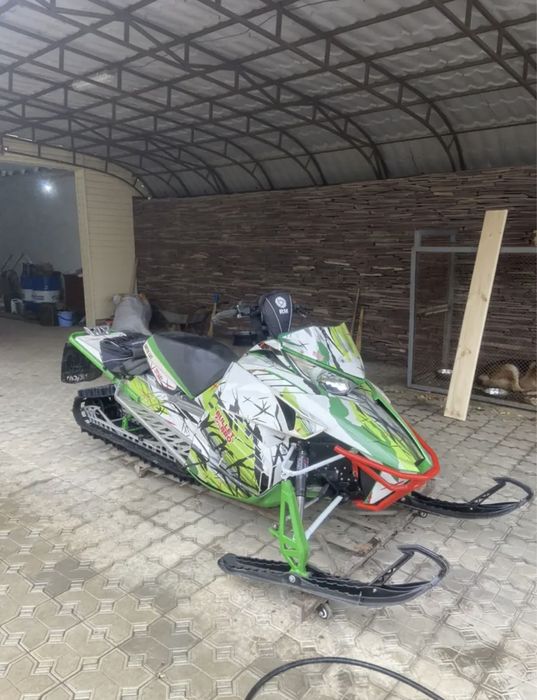 Снегоход Arctic cat m800