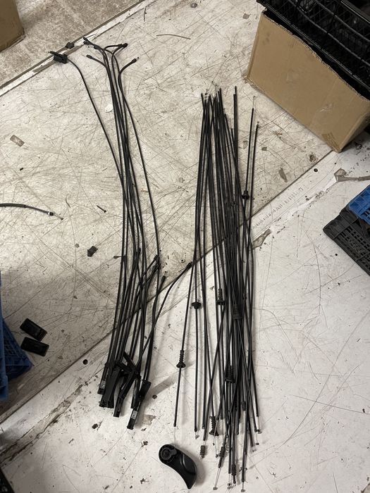 Cablu deschidere capota bmw e90 e91 e92 e87 e81