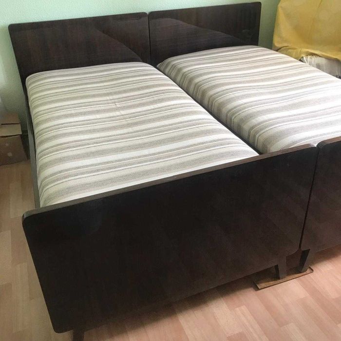 Продам две кровати