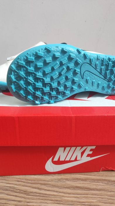 Ghete de fotbal copii Nike