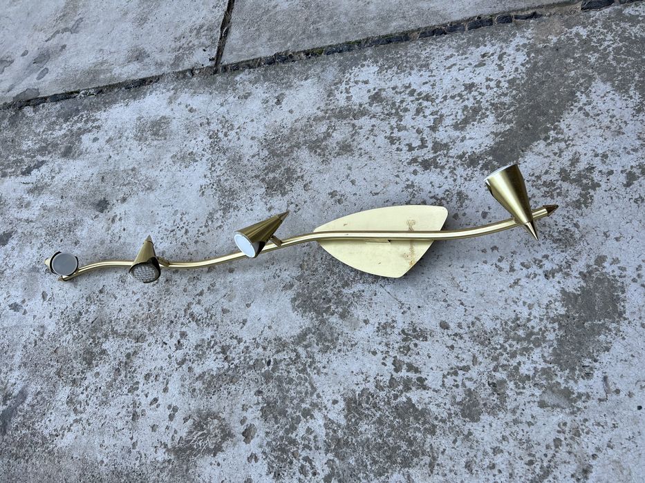 Lustra aurie cu becuri