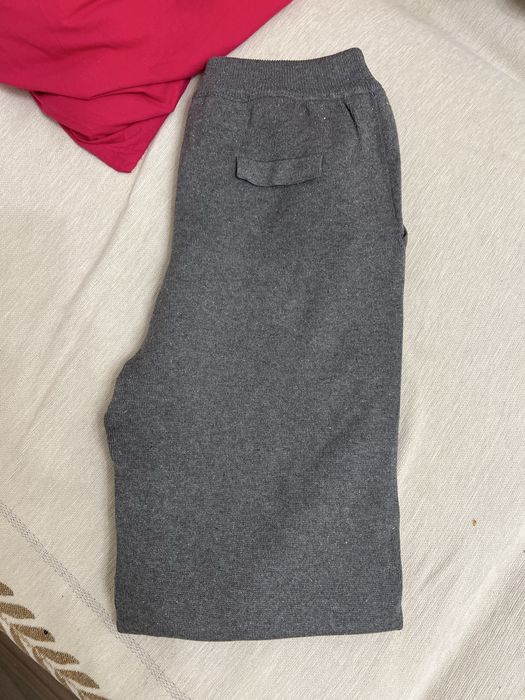 Женская одежда.