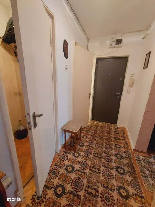 Apartament 3 Camere, 3 Balcoane, 84 mp total, etaj 3, lift nou, Manast