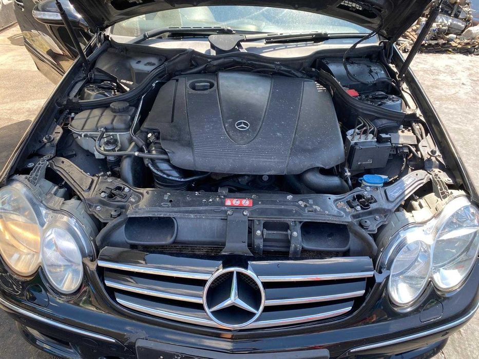 Dezmembrez mercedes clk w209 AMG/bara fata clk/far clk/capota clk/stop