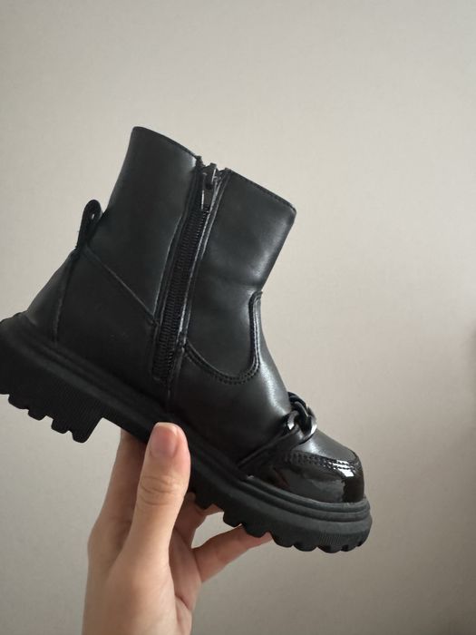 Ботинки демисезонные для девочки