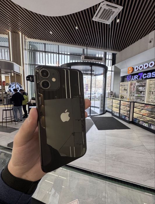 iPhone 11 64gb black