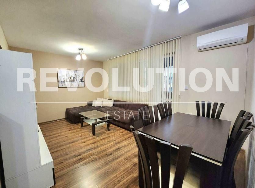 Двустаен апартамент в района на Център!