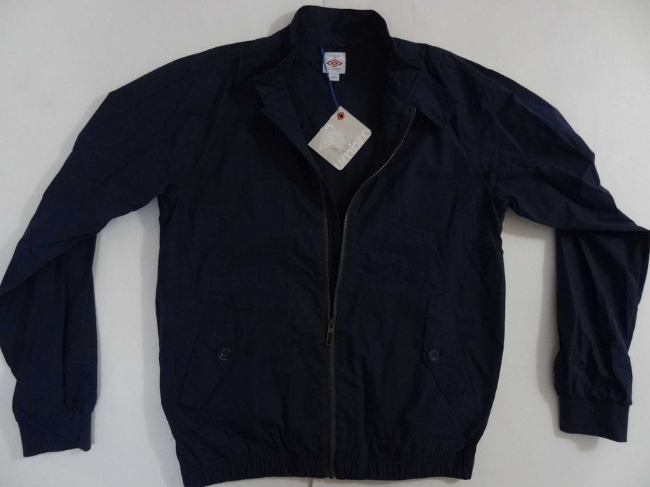 UMBRO,размер  L,ново,мъжко преходно яке,тип бомбър