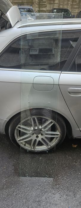 Стъклени рафтове, стелажи