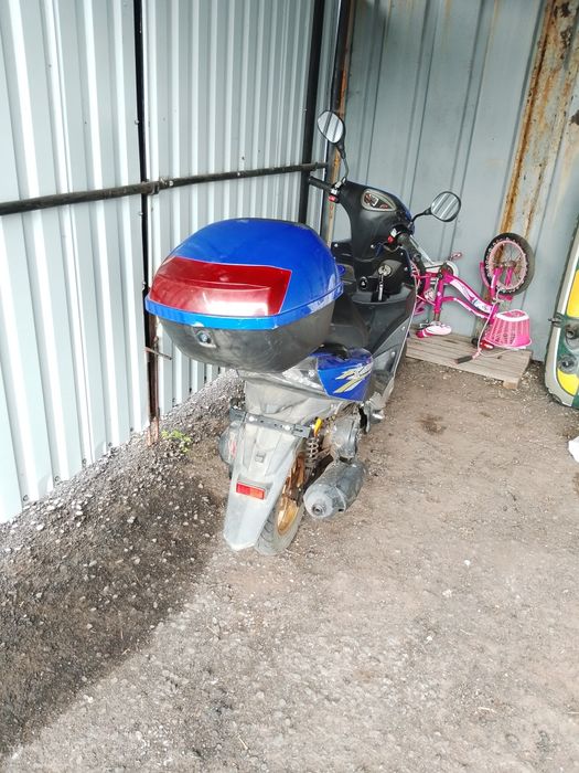 Продам скутер 90 кубов