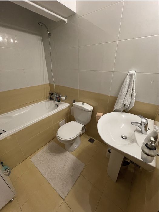 Propietar vand apartament 3 camere cu 2 bai -Complex Privilege Galati