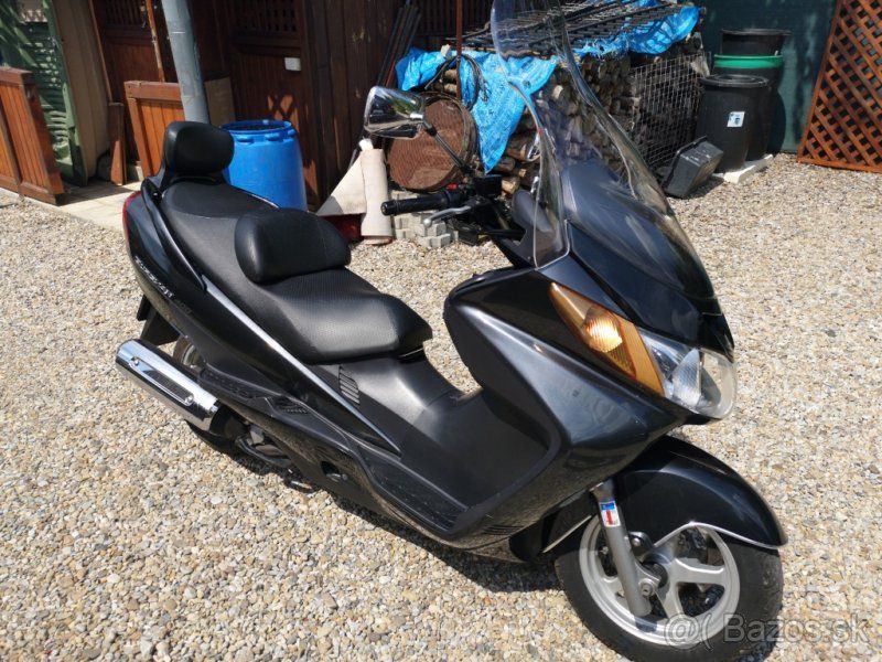 продавам suzuki burgman 400 на части