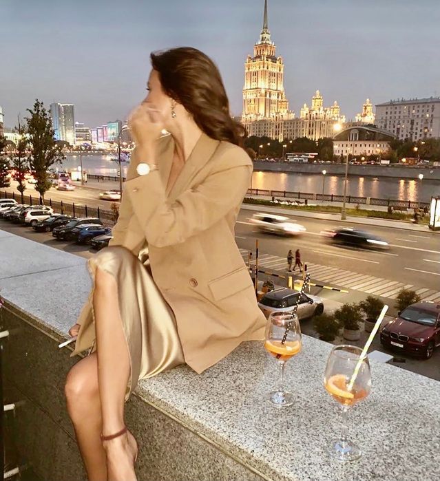 Платье в бельевом стиле