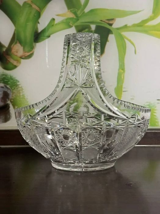 Корзина .Хрусталь.Богемия.Цена:85$