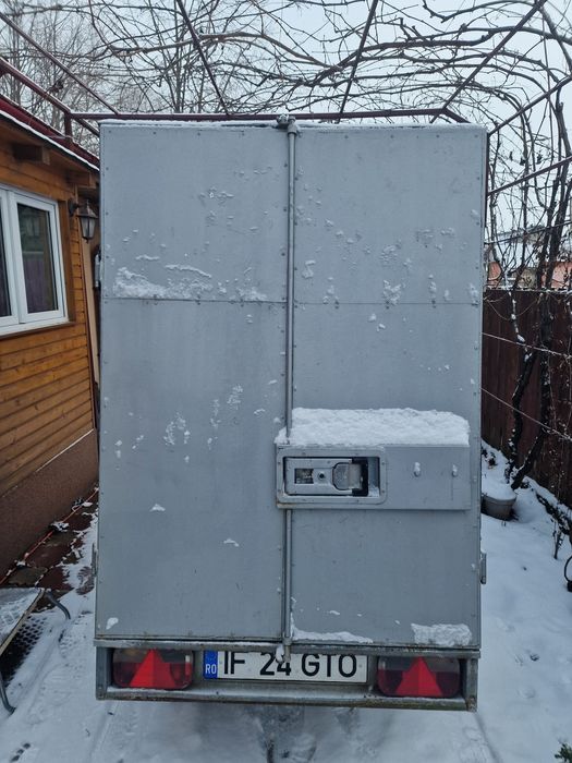 Remorca 750kg suprainaltata si ranforsata, inmatriculata