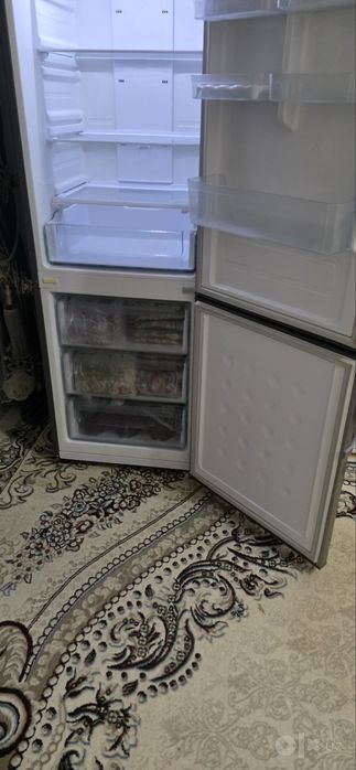 samsung. холодильник