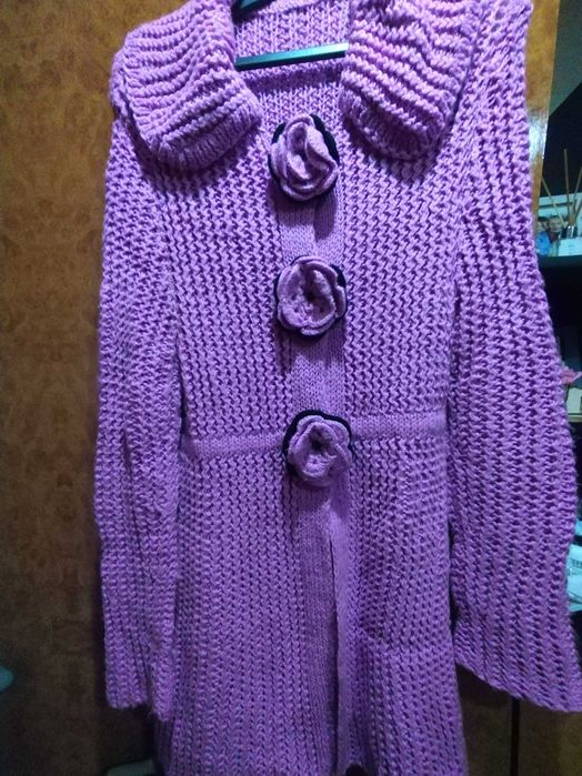 Set crosetat, pardesiu si palarie