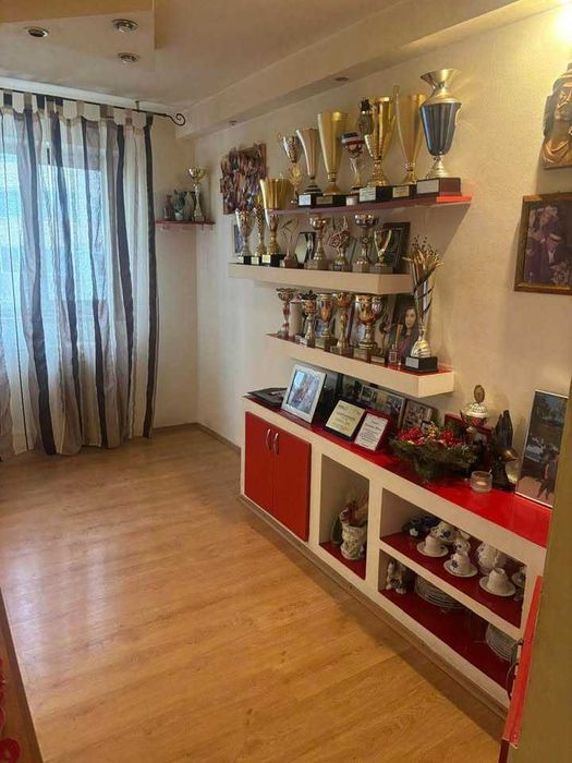 Apartament 4 camere