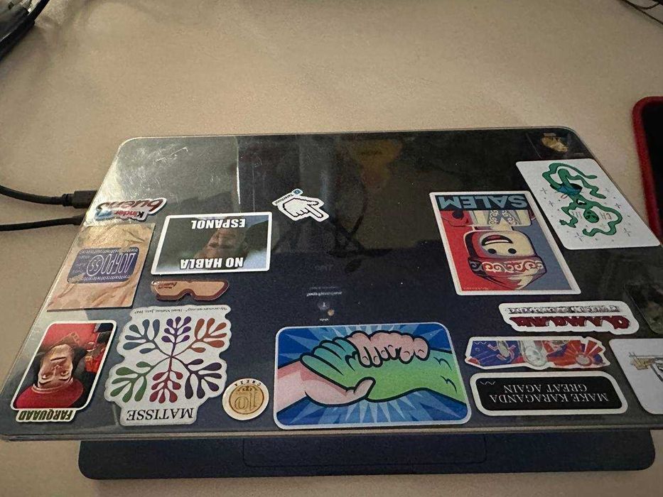 macbook air 2022 m2 8/256