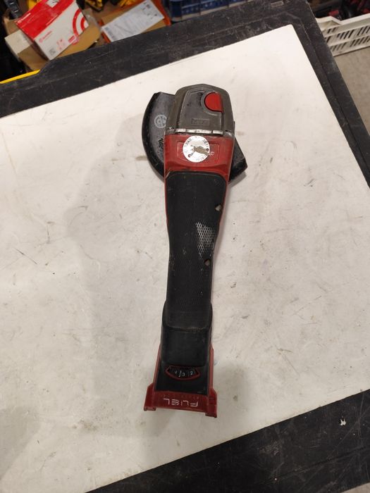 Безчетков ъглошлайф Милуоки Milwaukee M18 FSAGV125XPDB регулиране на о