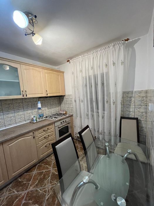 Apartament Tecu Rosu gata de mutat