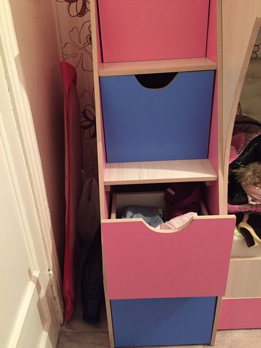 Продается двухярусная кровать