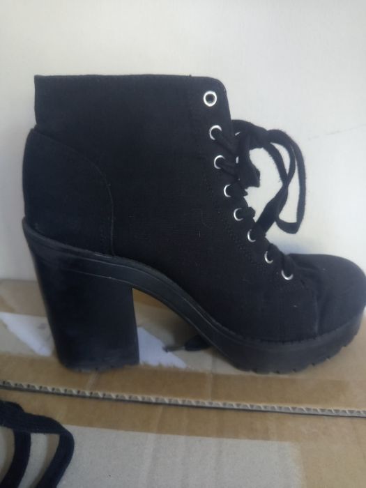 Дамски черни обувки 38 н