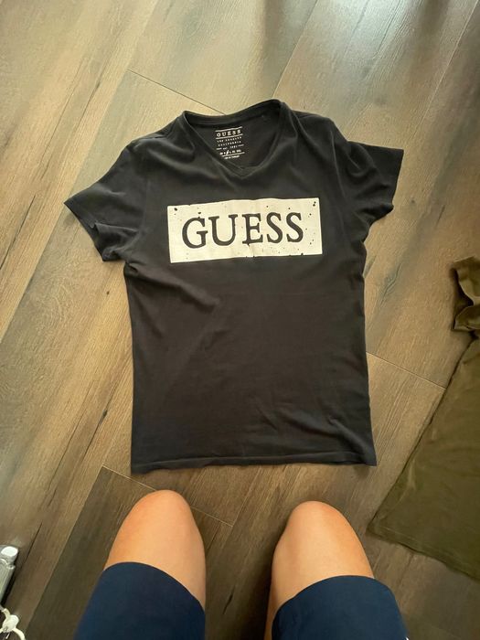 Оригинални мъжки тениски Guess