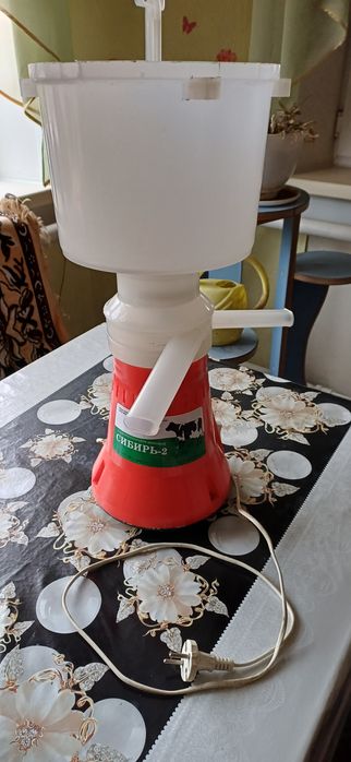 Продам сепаратор б/у