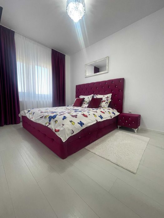Vand apartament cu 2 camere ultrafinisat