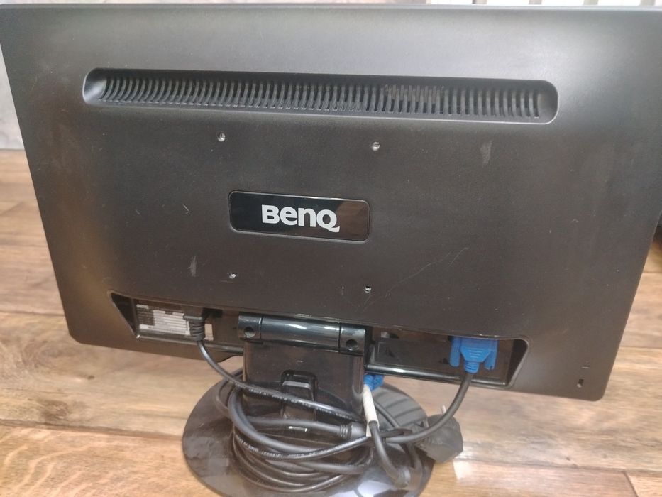 Монитор Bq 19 60hz