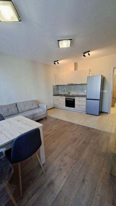 Дава се под наем Тристаен апартамент в София, Разсадника - 100 кв.м за 869 € - Снимка #2