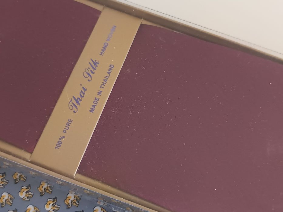 Вратовръзки от председателство на съвета на ЕС и Тайланд