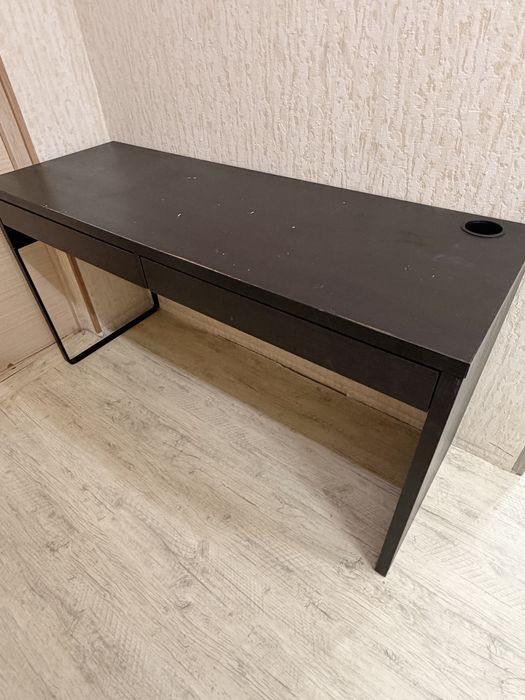 Продам письменный стол