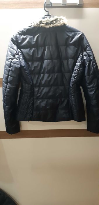 Geaca scurta de dame-de vanzare