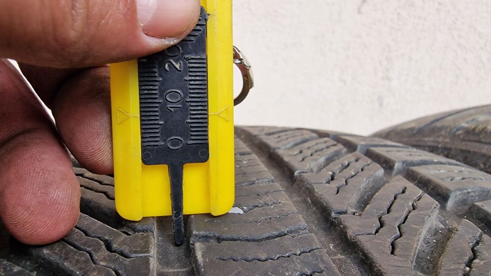 Anvelope 275/45R21 marca Continental, DOT 2024,6.5 mm