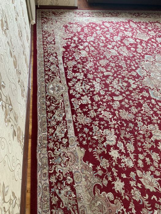 Продаётся ковёр 5х4